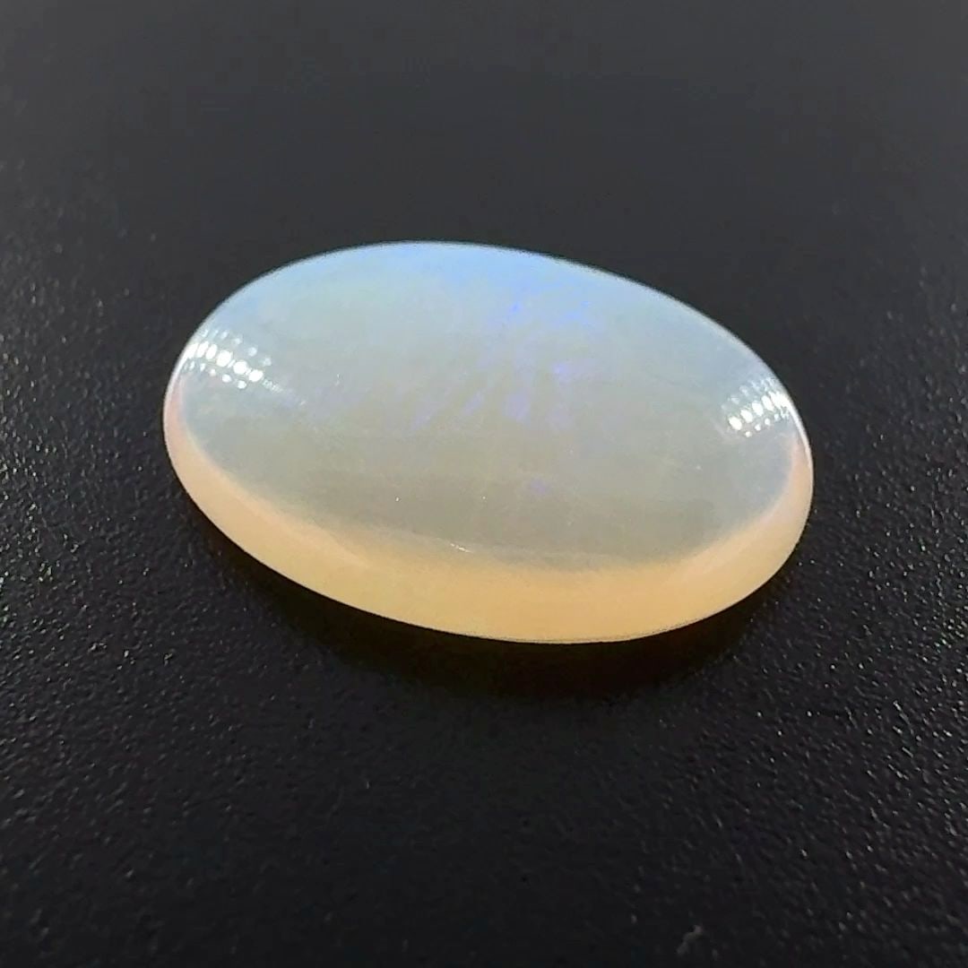 Loose Opal Gemstone - Oval 2.7ct White EC: Loose Opal Gemstone - Oval 2.7ct White EC This listing features Loose Opal Gemstone - Oval 2.7ct White EC. Item specifics are provided below. Item Specifics: Type: Opal Carat: 2.7 Cut: Cabochon