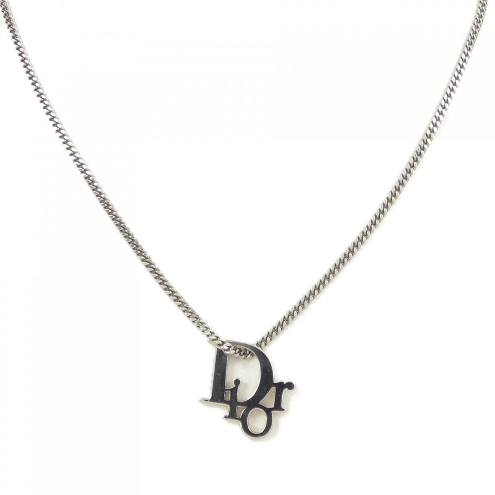 necklace Christian Dior: necklace Christian Dior This listing features necklace Christian Dior. Item specifics are provided below. Item Specifics: Brand: Christian Dior Necklace Type: Necklace Gender: Men Color: Silver Neck C