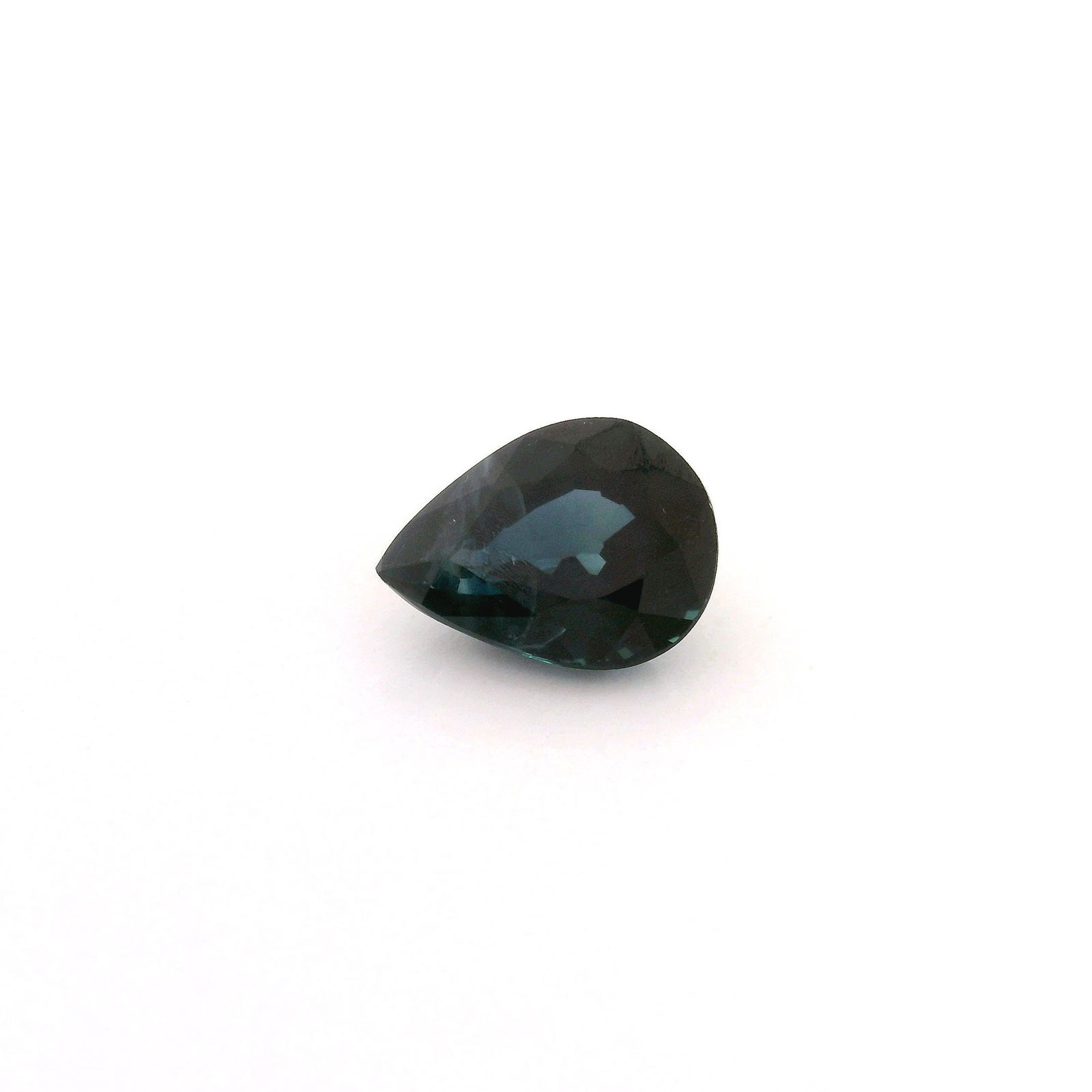 Loose Sapphire Gemstone - GSI Pear 1.39ct Blue SI: Loose Sapphire Gemstone - GSI Pear 1.39ct Blue SI This listing features Loose Sapphire Gemstone - GSI Pear 1.39ct Blue SI. Item specifics are provided below. Item Specifics: Type: Sapphire Carat: 1.39