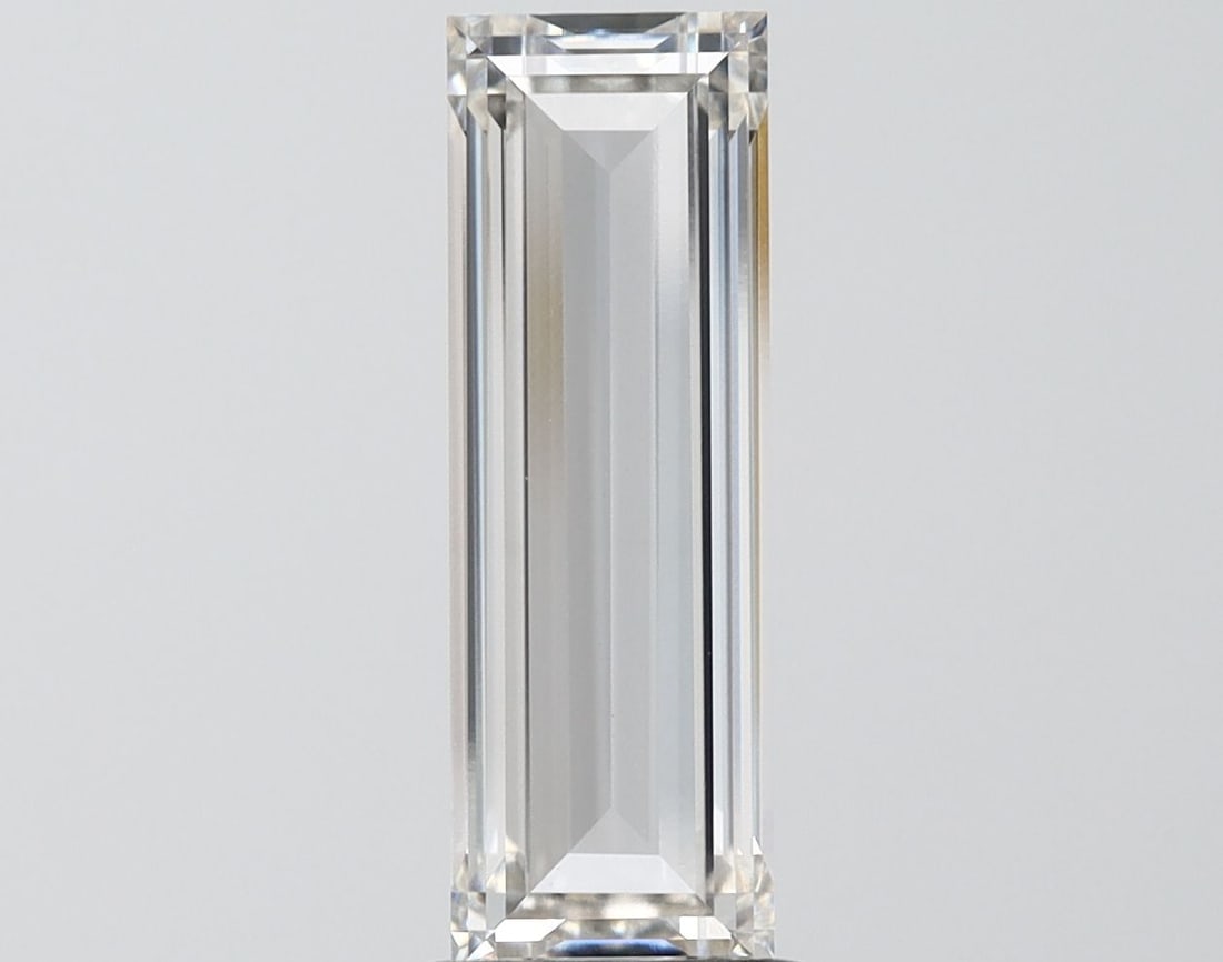 Loose Lab Diamond - IGI Baguette 2.76ct G VVS2: Loose Lab Diamond - IGI Baguette 2.76ct G VVS2 This listing features Loose Lab Diamond - IGI Baguette 2.76ct G VVS2. Item specifics are provided below. Item Specifics: Source: This Is A Real Diamond