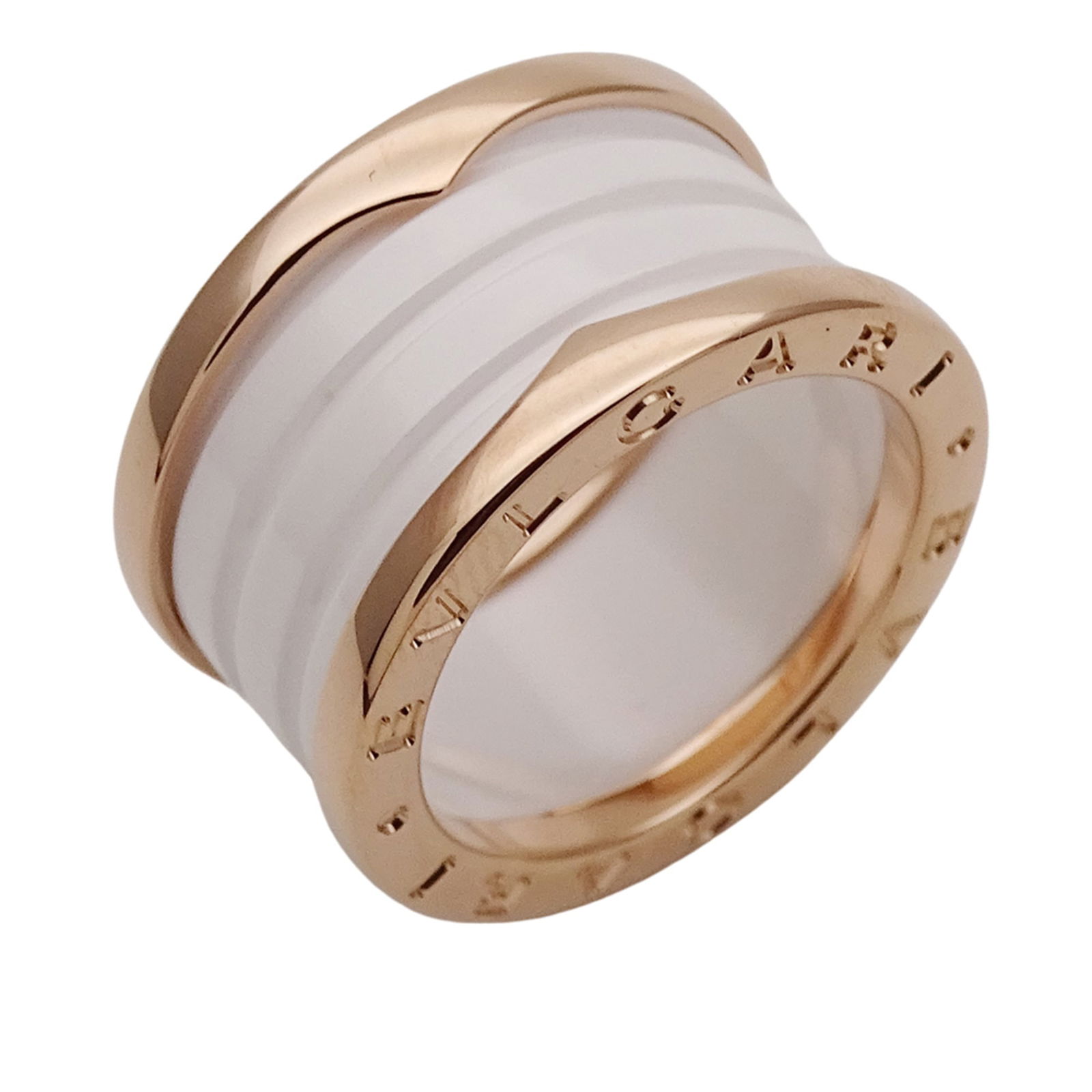 Pink Gold (18K) - Bvlgari Band Ring Ceramic: Pink Gold (18K) - Bvlgari Band Ring Ceramic This listing features Pink Gold (18K) - Bvlgari Band Ring Ceramic. Item specifics are provided below. Item Specifics: Brand: Bvlgari Type: Band Ring Gender: