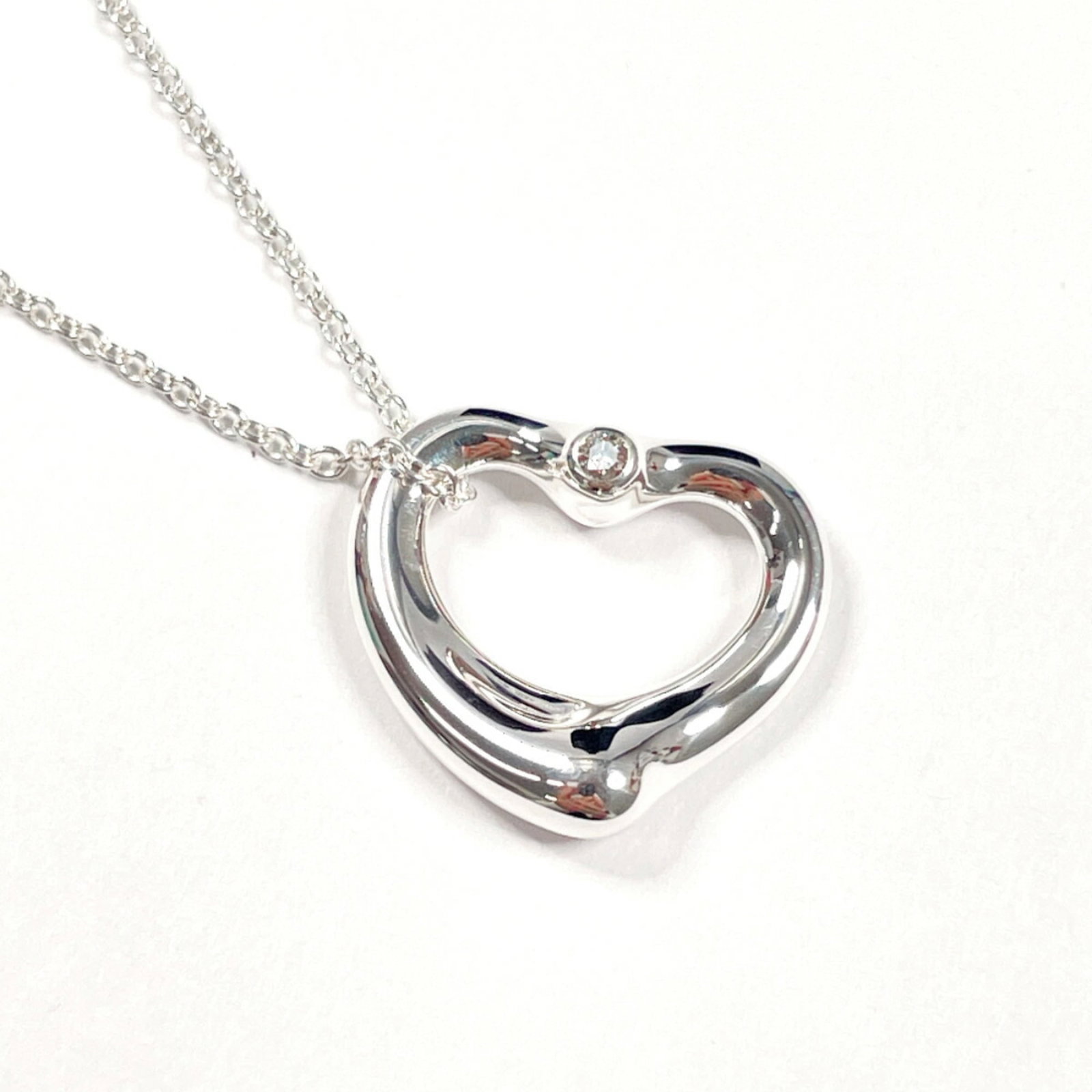 Women's - TIFFANY & Co. Tiffany Heart Elsa Peretti Necklace - 925 Sterling Silver with Diamonds: Women's - TIFFANY & Co. Tiffany Heart Elsa Peretti Necklace - 925 Sterling Silver with Diamonds This listing features Women's - TIFFANY & Co. Tiffany Heart Elsa Peretti Necklace - 925 Sterling Silver