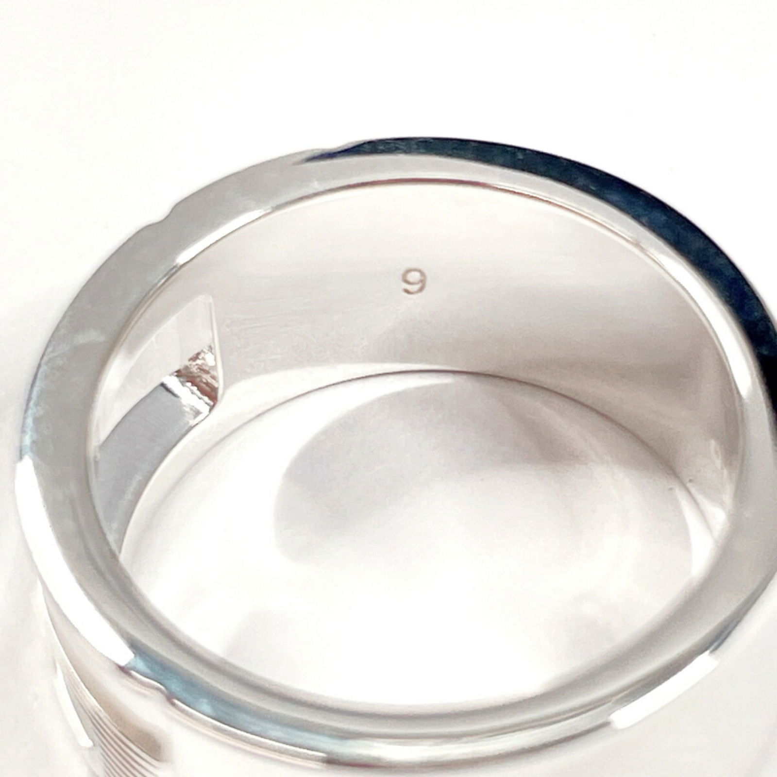 Silver Gucci Band Ring - 5