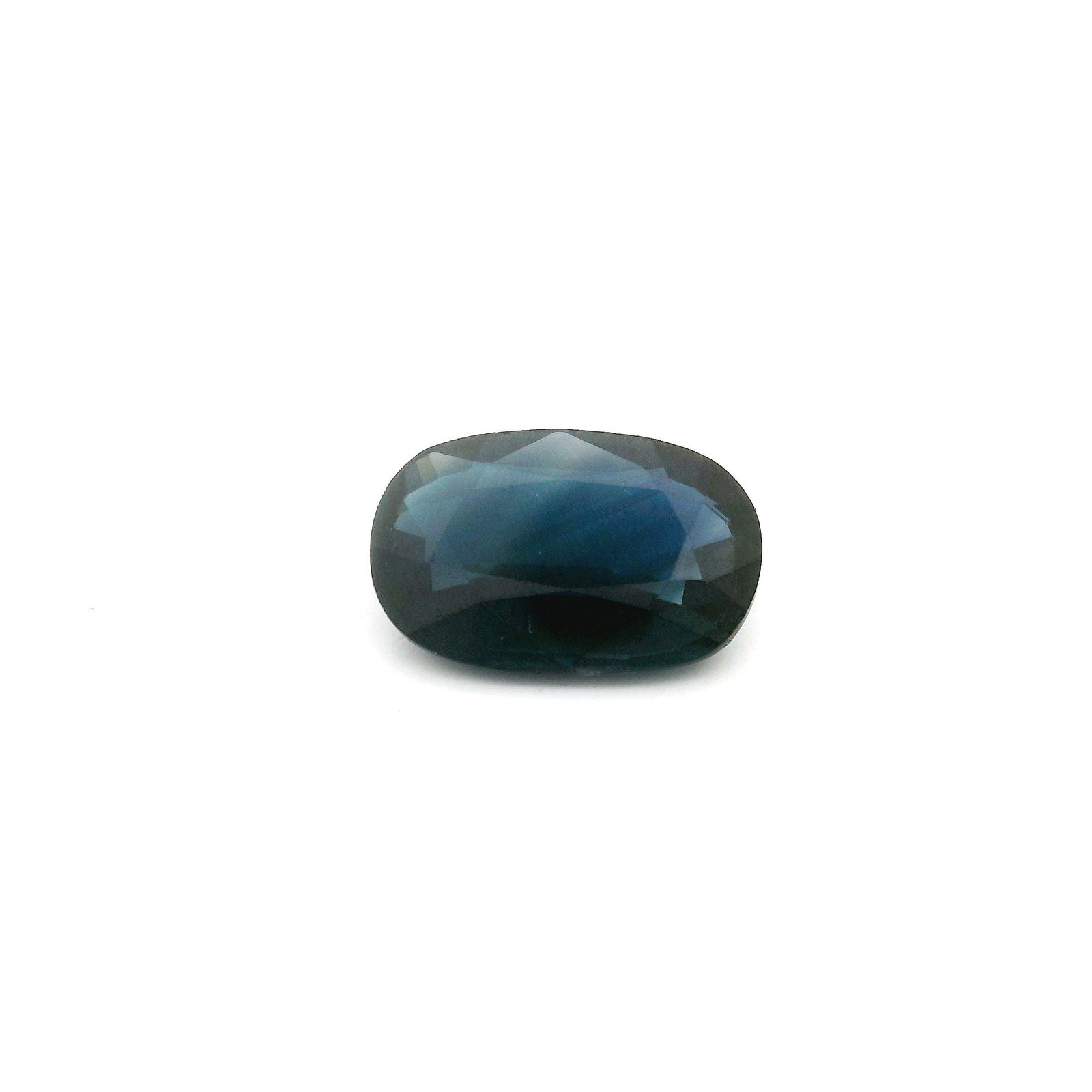 Loose Sapphire Gemstone - GSI Oval 1.75ct Blue SI: Loose Sapphire Gemstone - GSI Oval 1.75ct Blue SI This listing features Loose Sapphire Gemstone - GSI Oval 1.75ct Blue SI. Item specifics are provided below. Item Specifics: Type: Sapphire Carat: 1.75