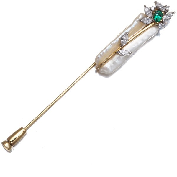 Platinum Emerald 0.19Ct Diamond 0.63Ct Pearl Pendant And Brooch K18/ 900: Platinum Emerald 0.19Ct Diamond 0.63Ct Pearl Pendant And Brooch K18/ 900 This listing features Platinum Emerald 0.19Ct Diamond 0.63Ct Pearl Pendant And Brooch K18/ 900. Item specifics are provided bel