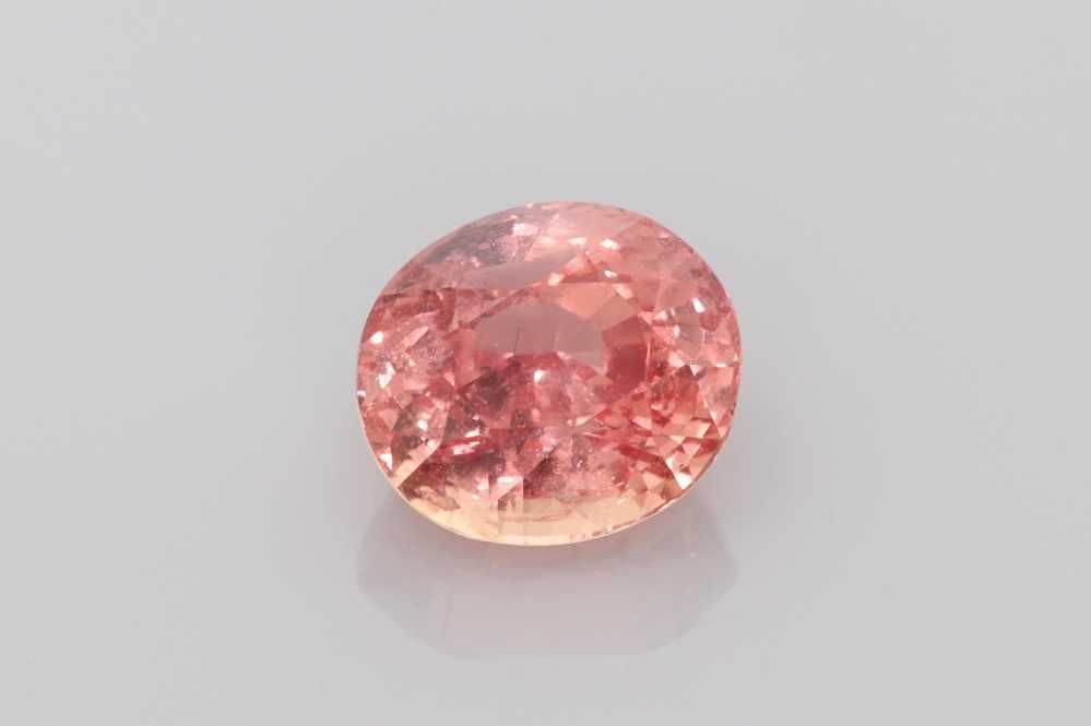 Loose Sapphire Gemstone - GIA Oval 3.07ct Orange SI: Loose Sapphire Gemstone - GIA Oval 3.07ct Orange SI This listing features Loose Sapphire Gemstone - GIA Oval 3.07ct Orange SI. Item specifics are provided below. Item Specifics: Type: Sapphire Carat: