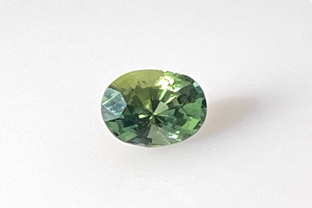 Loose Sapphire Gemstone - Oval 1.54ct Green EC: Loose Sapphire Gemstone - Oval 1.54ct Green EC This listing features Loose Sapphire Gemstone - Oval 1.54ct Green EC. Item specifics are provided below. Item Specifics: Type: Sapphire Carat: 1.54 Cut: