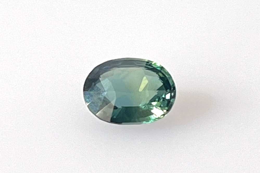 Loose Sapphire Gemstone - Oval 1.68ct Teal EC: Loose Sapphire Gemstone - Oval 1.68ct Teal EC This listing features Loose Sapphire Gemstone - Oval 1.68ct Teal EC. Item specifics are provided below. Item Specifics: Type: Sapphire Carat: 1.68 Cut: Fa