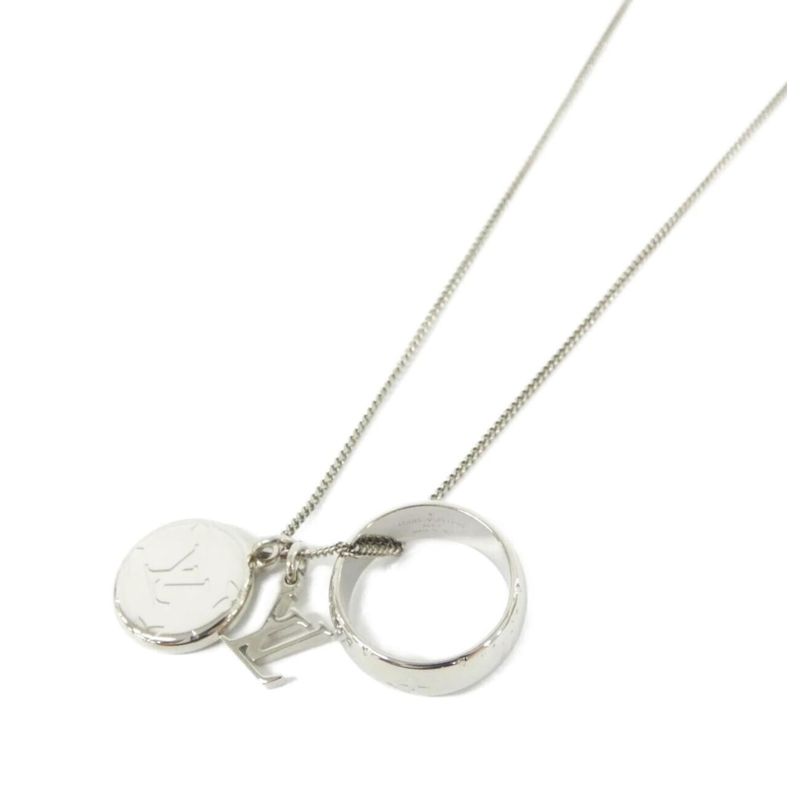 M62485 Louis Vuitton Monogram M Ring Necklace: M62485 Louis Vuitton Monogram M Ring Necklace This listing features M62485 Louis Vuitton Monogram M Ring Necklace. Item specifics are provided below. Item Specifics: Brand: Louis Vuitton Necklace