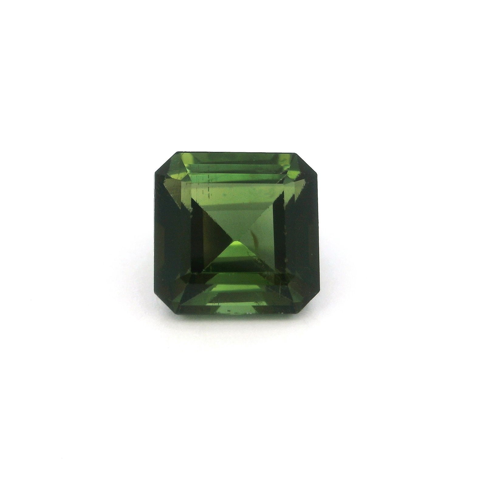 Loose Tourmaline Gemstone - GSI Octagonal 3.19ct Green SI: Loose Tourmaline Gemstone - GSI Octagonal 3.19ct Green SI This listing features Loose Tourmaline Gemstone - GSI Octagonal 3.19ct Green SI. Item specifics are provided below. Item Specifics: Type: Tour