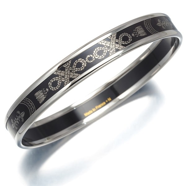 Enamel Hermes Bracelet Emailles Fleur De Lis Pm Bangle: Enamel Hermes Bracelet Emailles Fleur De Lis Pm Bangle This listing features Enamel Hermes Bracelet Emailles Fleur De Lis Pm Bangle. Item specifics are provided below. Item Specifics: Country Of Origi