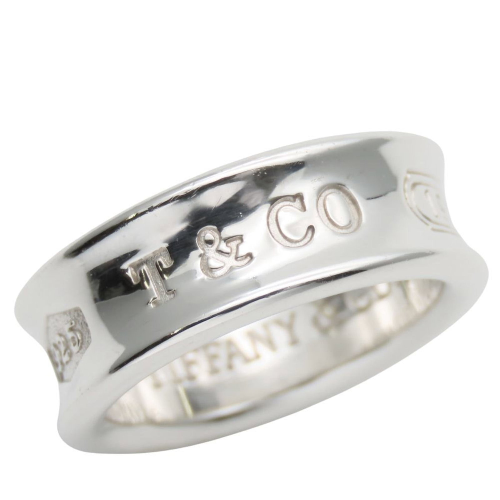 925 Tiffany Band Ring Silver: 925 Tiffany Band Ring Silver This listing features 925 Tiffany Band Ring Silver. Item specifics are provided below. Item Specifics: Brand: Tiffany Type: Band Ring Gender: Women Color: Silver Material: