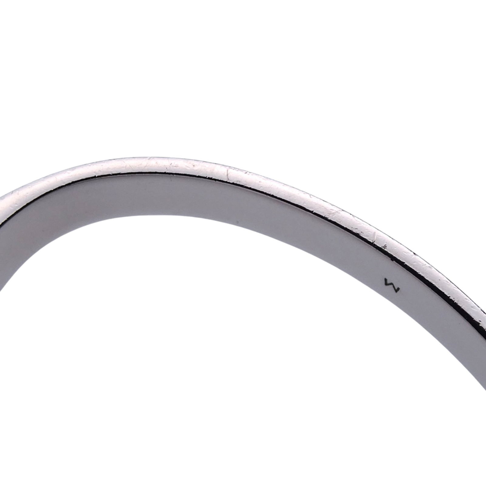 Metal Louis Vuitton Bangle - 13