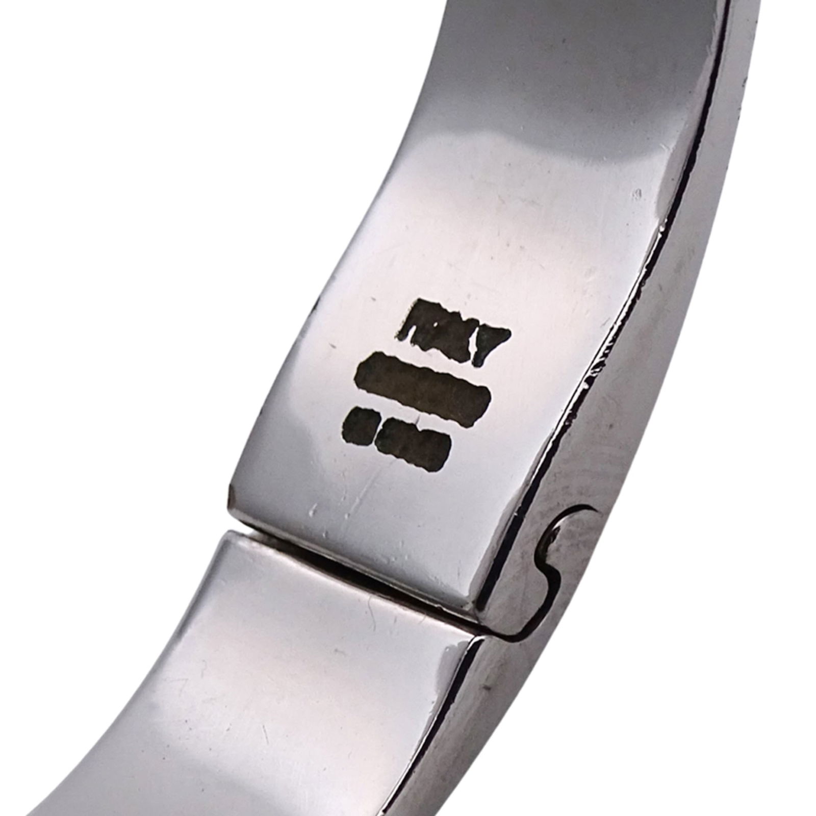 Metal Louis Vuitton Bangle - 6