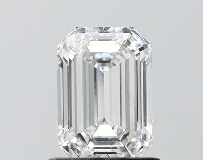 Loose Lab Diamond - IGI Emerald 1.05ct E VVS2: Loose Lab Diamond - IGI Emerald 1.05ct E VVS2 This listing features Loose Lab Diamond - IGI Emerald 1.05ct E VVS2. Item specifics are provided below. Item Specifics: Source: This Is A Real Diamond Gro