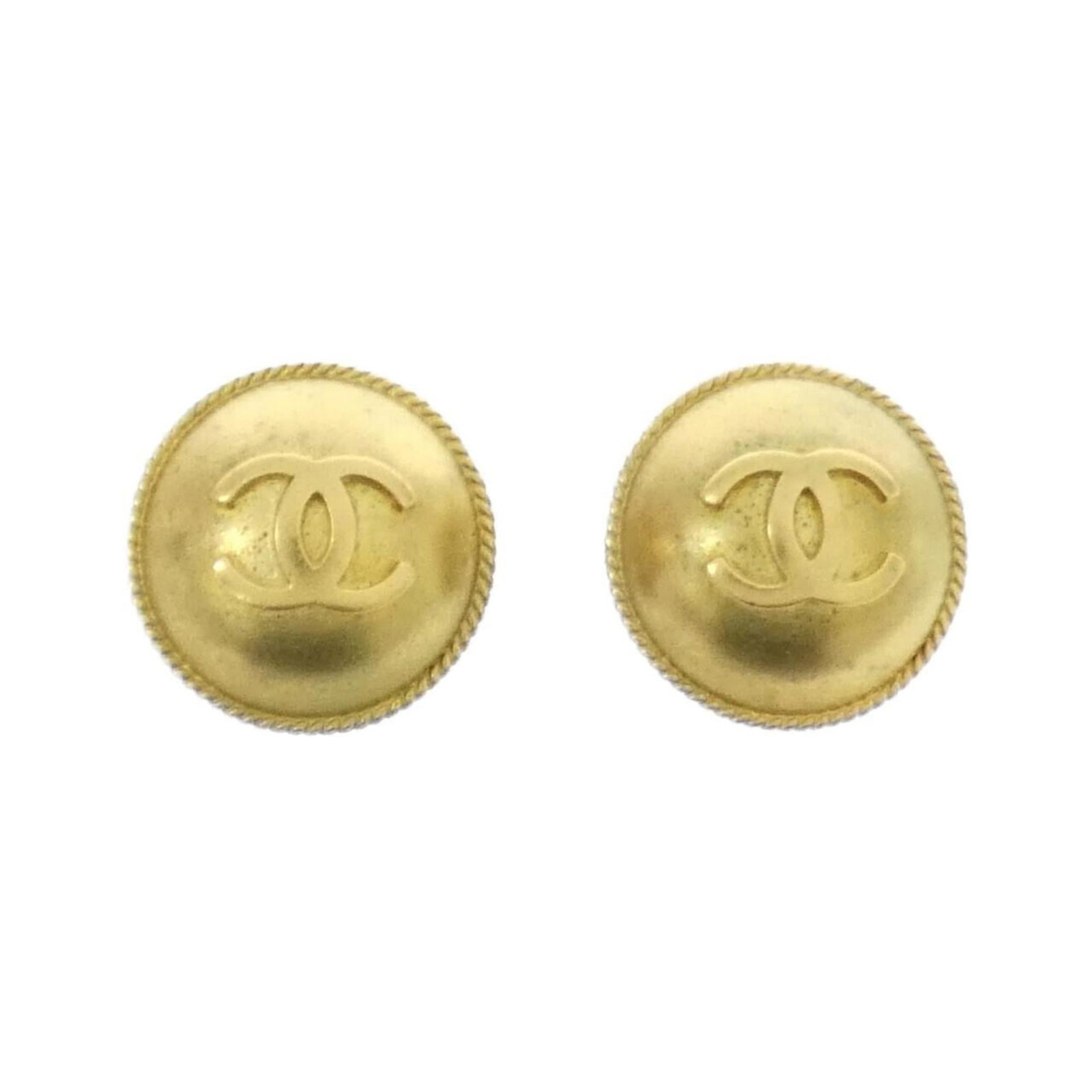 Earrings Chanel Clip: Earrings Chanel Clip This listing features Earrings Chanel Clip. Item specifics are provided below. Item Specifics: Brand: Chanel Type: Clip Earrings Gender: Women Color: Gold Size (Hxwxd): 23.00mm
