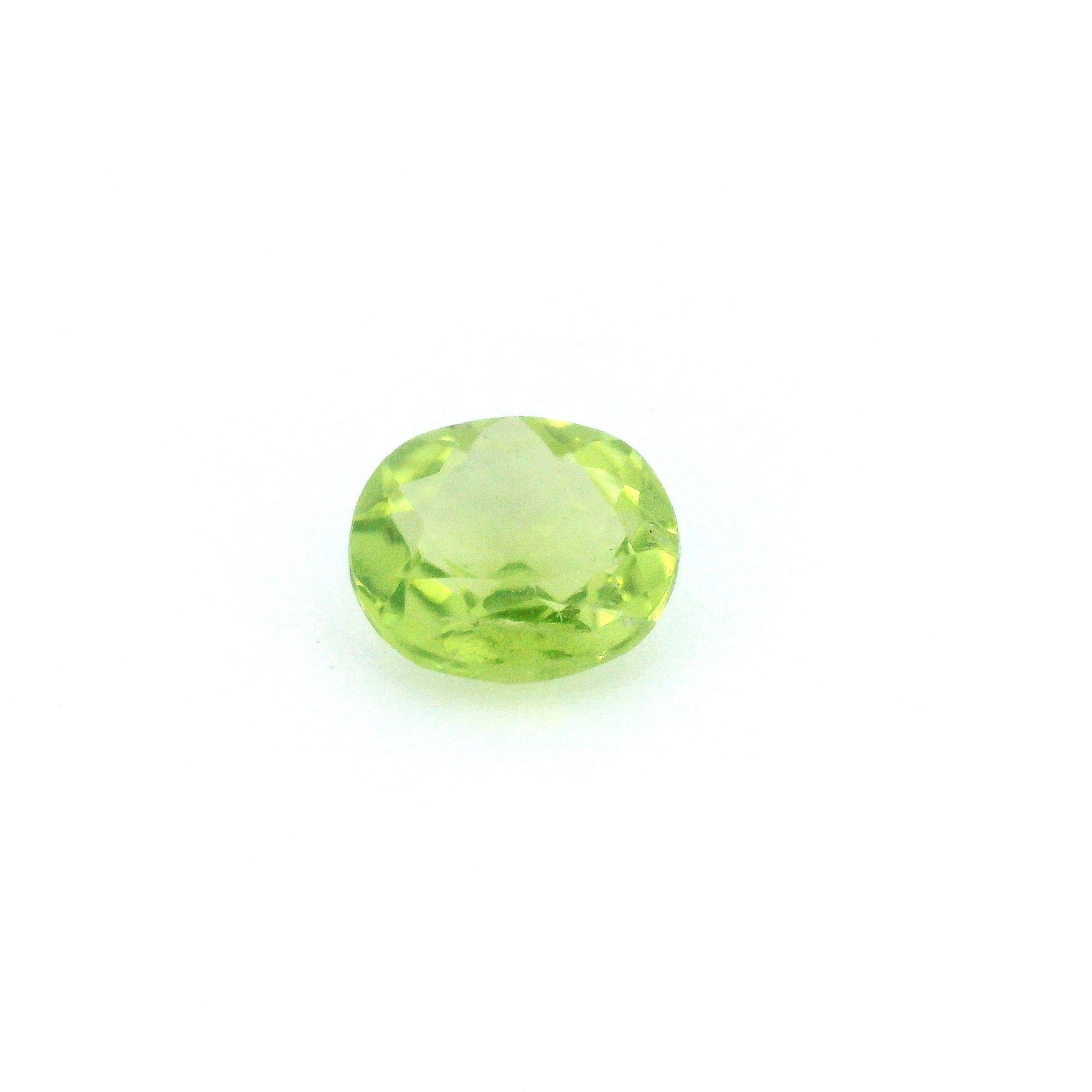 Loose Peridot Gemstone - GSI Oval 1.48ct Green SI: Loose Peridot Gemstone - GSI Oval 1.48ct Green SI This listing features Loose Peridot Gemstone - GSI Oval 1.48ct Green SI. Item specifics are provided below. Item Specifics: Type: Peridot Carat: