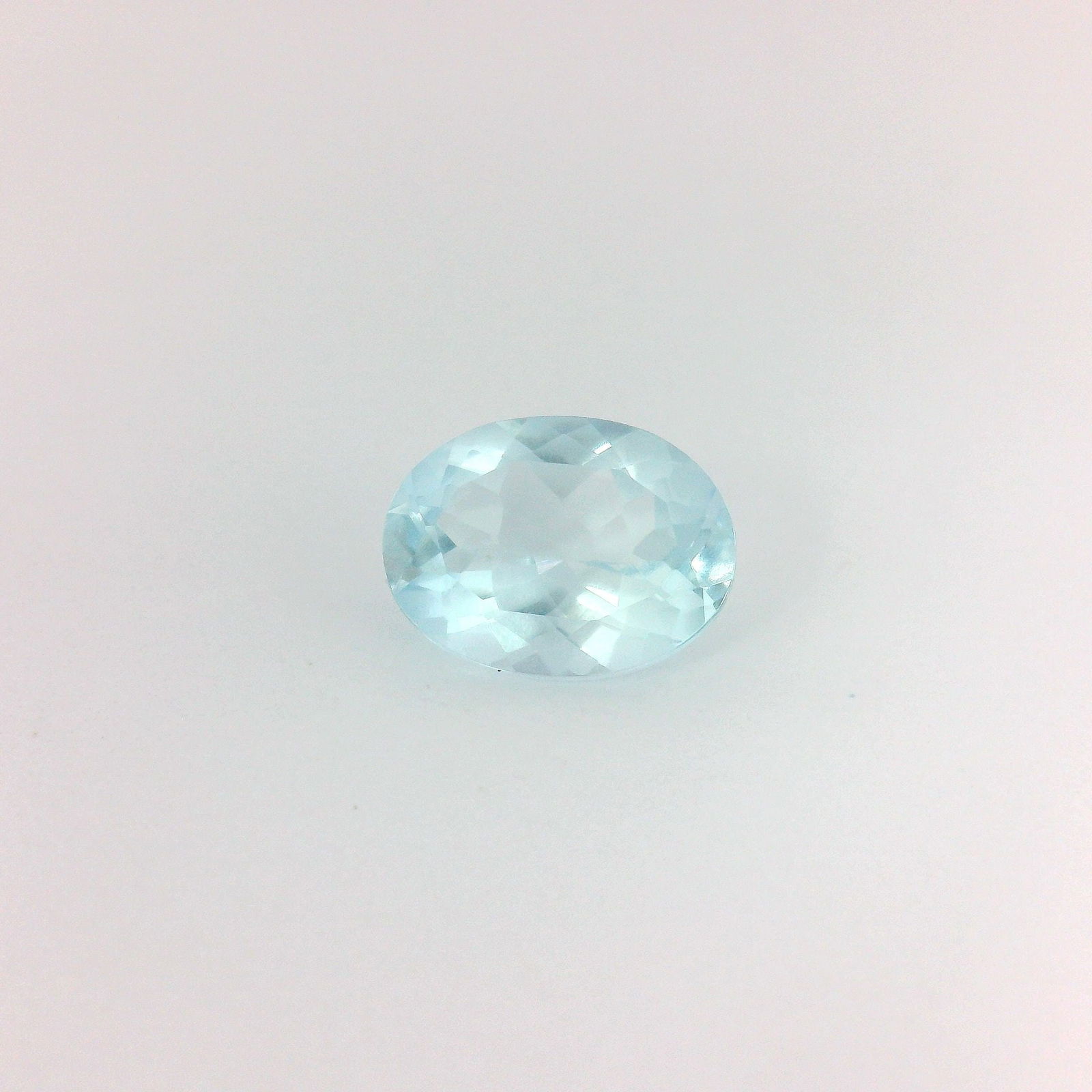 Loose Aquamarine Gemstone - GSI Oval 1.15ct Blue EC: Loose Aquamarine Gemstone - GSI Oval 1.15ct Blue EC This listing features Loose Aquamarine Gemstone - GSI Oval 1.15ct Blue EC. Item specifics are provided below. Item Specifics: Type: Aquamarine Carat