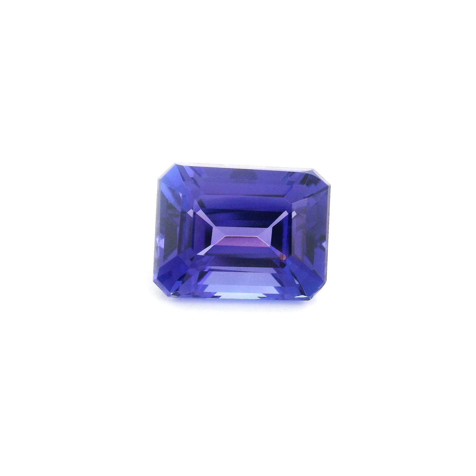 Loose Tanzanite Gemstone - GSI Octagonal 2.68ct Blue EC: Loose Tanzanite Gemstone - GSI Octagonal 2.68ct Blue EC This listing features Loose Tanzanite Gemstone - GSI Octagonal 2.68ct Blue EC. Item specifics are provided below. Item Specifics: Type: