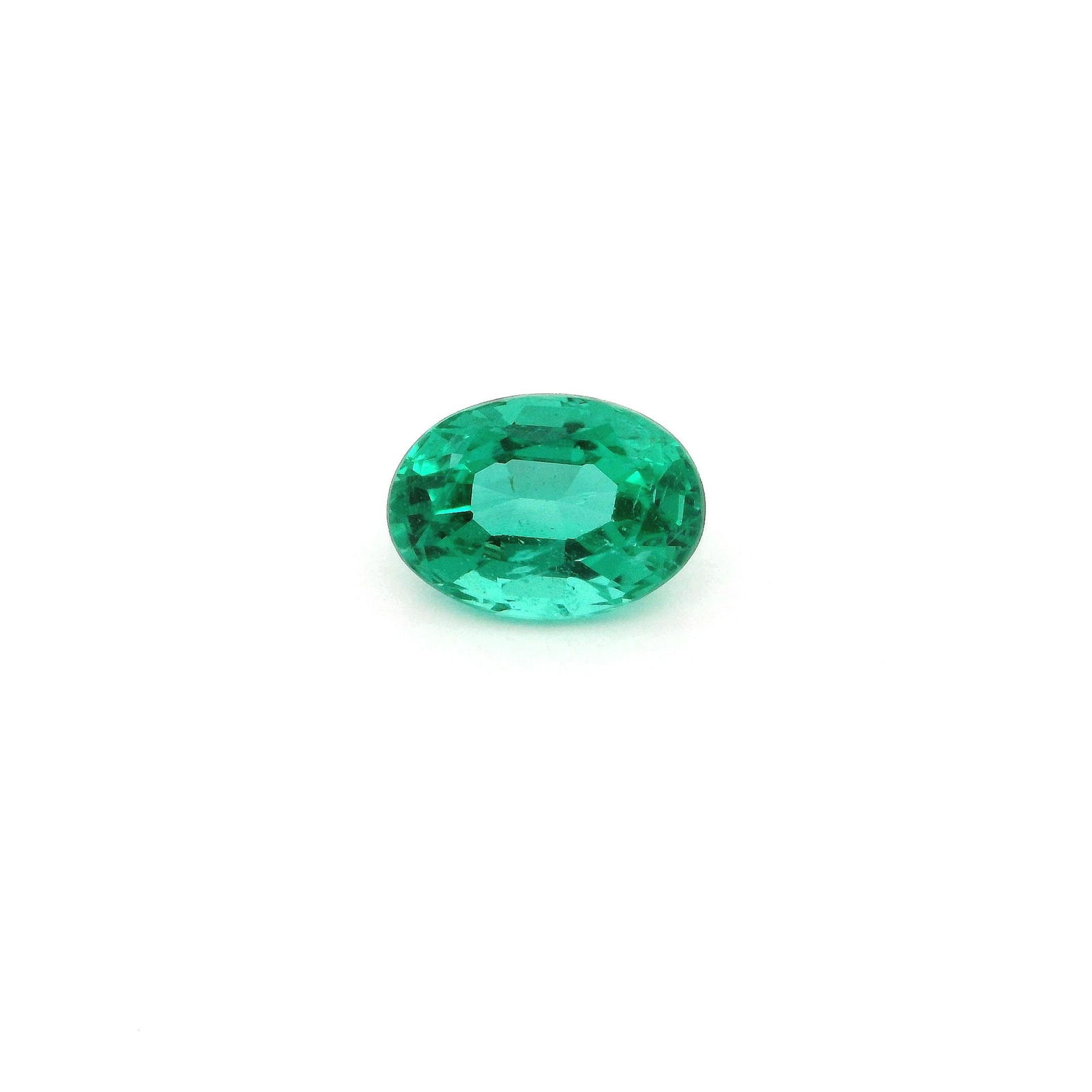 Loose Emerald Gemstone - GSI Oval 1.39ct Green SI: Loose Emerald Gemstone - GSI Oval 1.39ct Green SI This listing features Loose Emerald Gemstone - GSI Oval 1.39ct Green SI. Item specifics are provided below. Item Specifics: Type: Emerald Carat:
