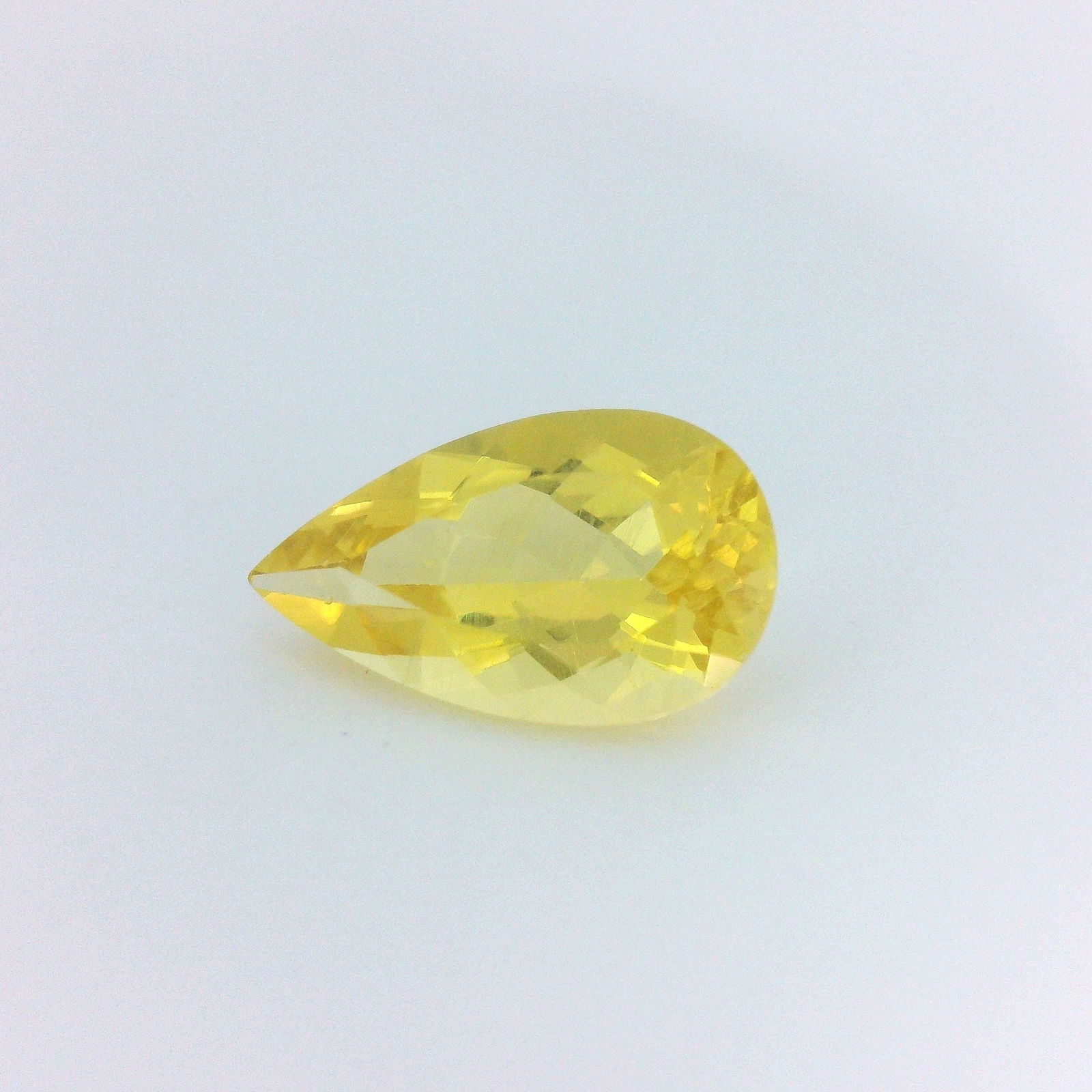Loose Heliodor Gemstone - GSI Pear 2.03ct Yellow EC: Loose Heliodor Gemstone - GSI Pear 2.03ct Yellow EC This listing features Loose Heliodor Gemstone - GSI Pear 2.03ct Yellow EC. Item specifics are provided below. Item Specifics: Type: Heliodor Carat: