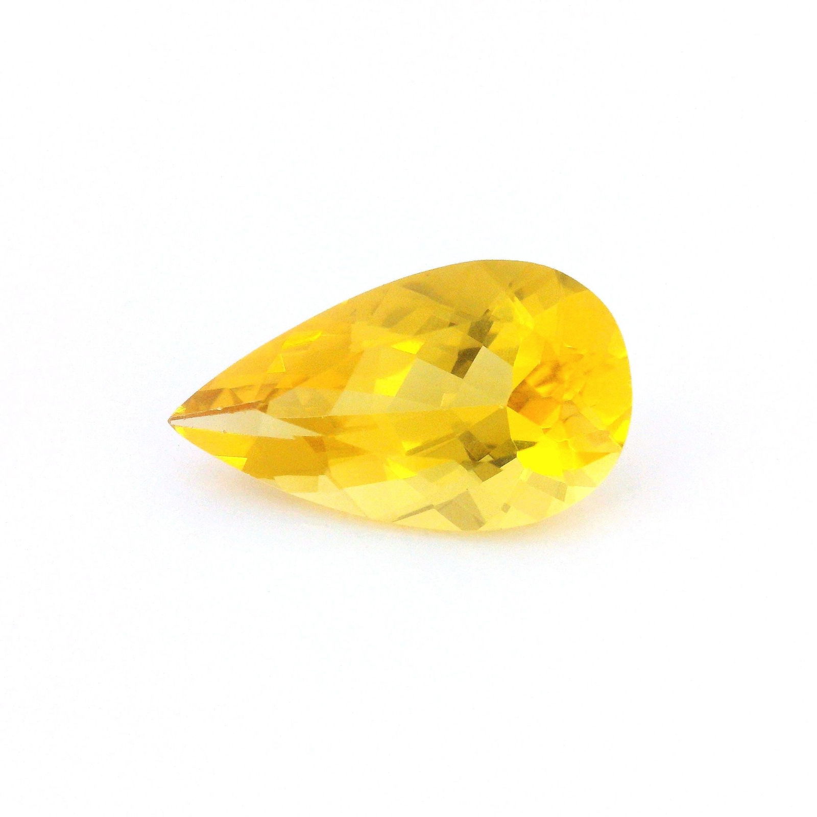 Loose Heliodor Gemstone - GSI Pear 2.92ct Yellow EC: Loose Heliodor Gemstone - GSI Pear 2.92ct Yellow EC This listing features Loose Heliodor Gemstone - GSI Pear 2.92ct Yellow EC. Item specifics are provided below. Item Specifics: Type: Heliodor Carat: