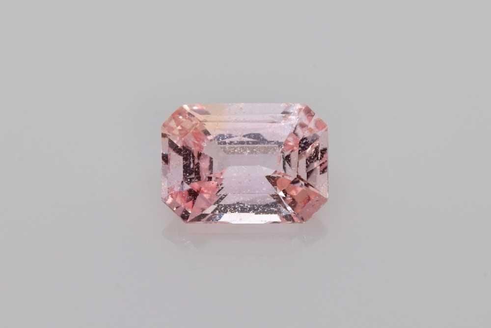 Loose Sapphire Gemstone - Emerald 1.84ct Orange SI: Loose Sapphire Gemstone - Emerald 1.84ct Orange SI This listing features Loose Sapphire Gemstone - Emerald 1.84ct Orange SI. Item specifics are provided below. Item Specifics: Type: Sapphire Carat: 1.