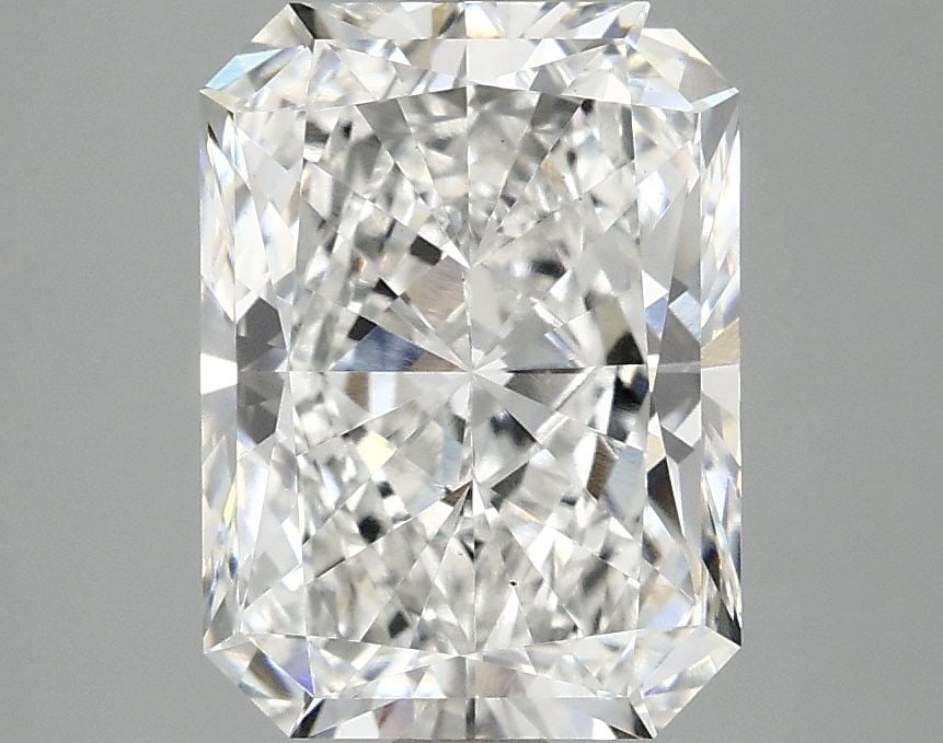 Loose Lab Diamond - IGI Radiant 3.1ct F VS1 (1 of 1)