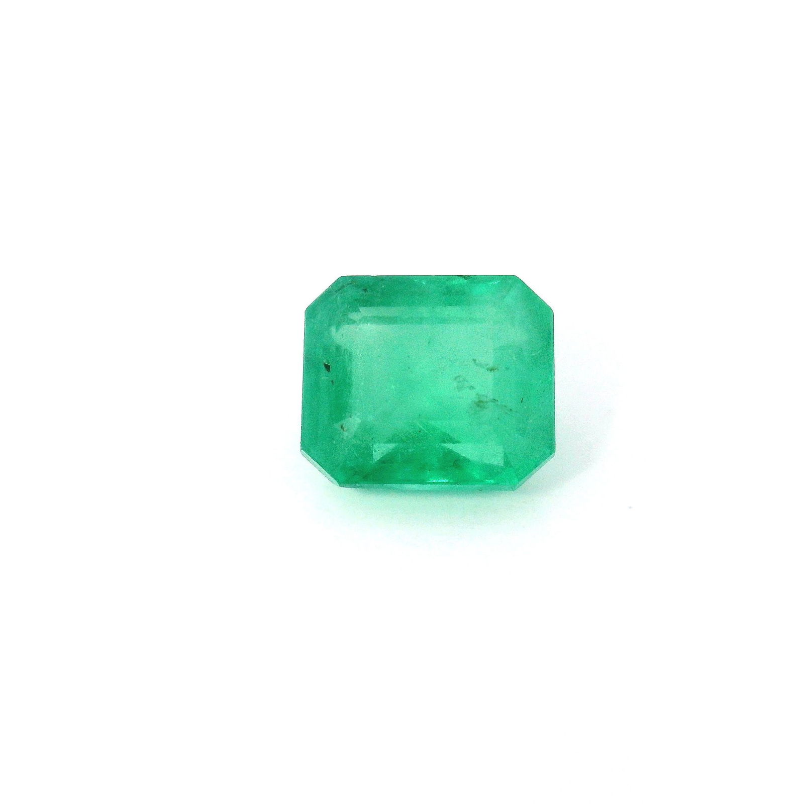 Loose Emerald Gemstone - GSI Octagonal 2.1ct Green MI: Loose Emerald Gemstone - GSI Octagonal 2.1ct Green MI This listing features Loose Emerald Gemstone - GSI Octagonal 2.1ct Green MI. Item specifics are provided below. Item Specifics: Type: Emerald Cara