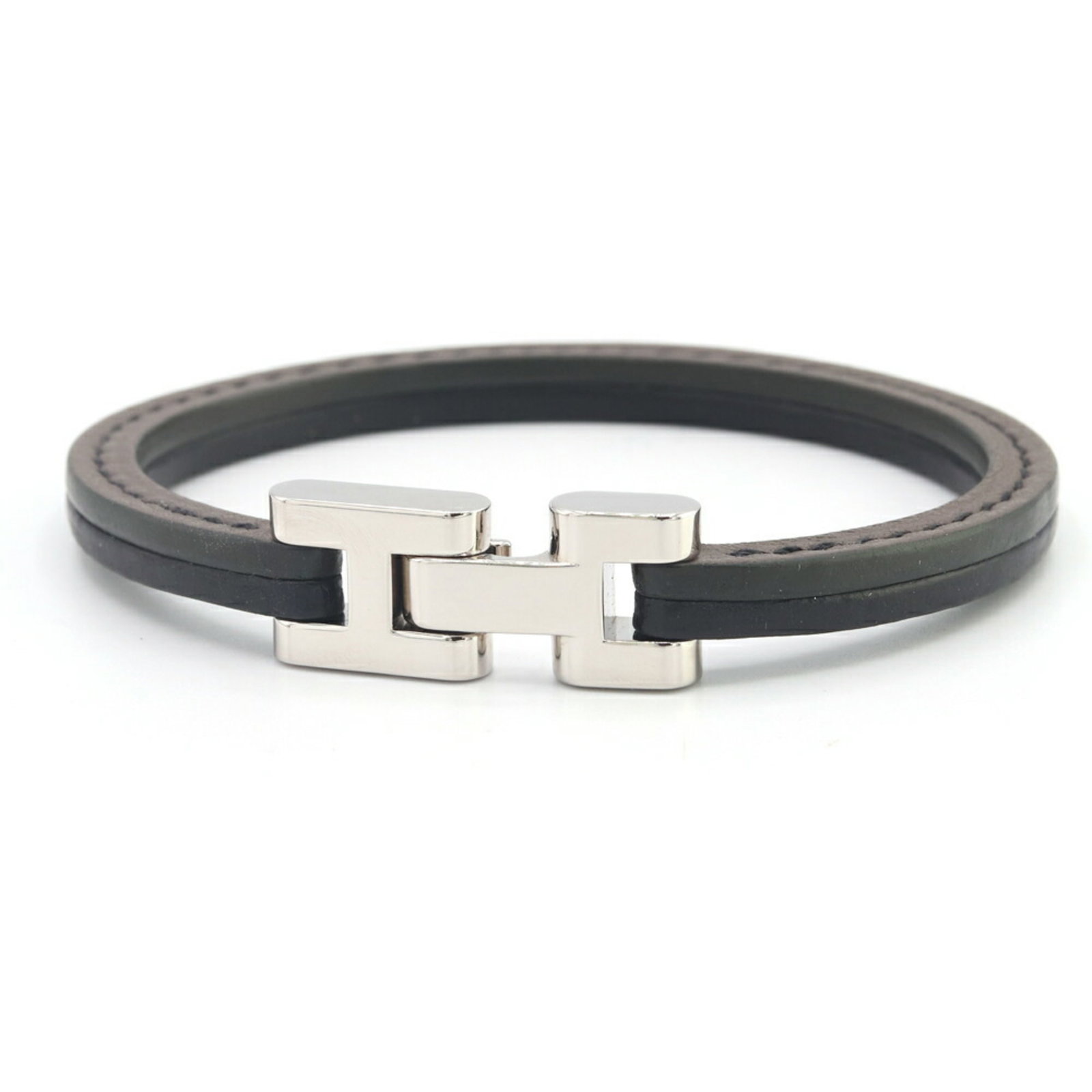 Metal - Hermes Charm Bracelet Leather: Metal - Hermes Charm Bracelet Leather This listing features Metal - Hermes Charm Bracelet Leather. Item specifics are provided below. Item Specifics: Brand: Hermes Type: Charm Bracelet Gender: Men,Wom