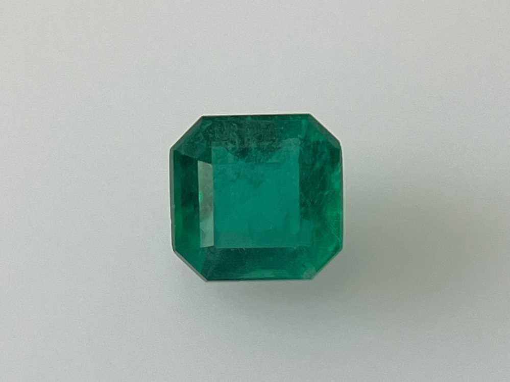 Loose Emerald Gemstone - Asscher 1.46ct Green SI: Loose Emerald Gemstone - Asscher 1.46ct Green SI This listing features Loose Emerald Gemstone - Asscher 1.46ct Green SI. Item specifics are provided below. Item Specifics: Type: Emerald Carat: 1.46