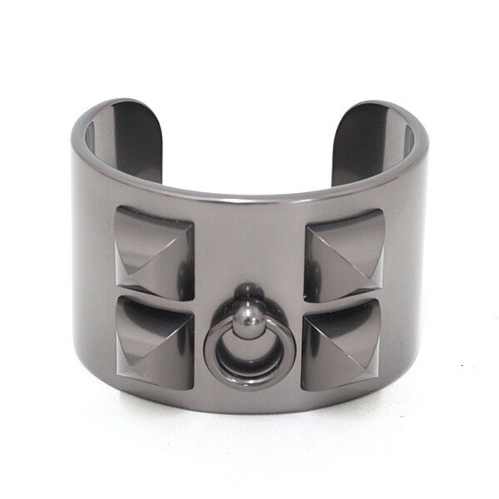 Aluminum Hermes Charm Bracelet: Aluminum Hermes Charm Bracelet This listing features Aluminum Hermes Charm Bracelet. Item specifics are provided below. Item Specifics: Brand: Hermes Type: Charm Bracelet Gender: Women Material: