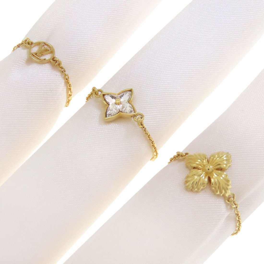 Metal LOUIS VUITTON M68378 Chain 3 sets Ring: Metal LOUIS VUITTON M68378 Chain 3 sets Ring This listing features Metal LOUIS VUITTON M68378 Chain 3 sets Ring. Item specifics are provided below. Item Specifics: Brand: LOUIS VUITTON Style: Ring Mat