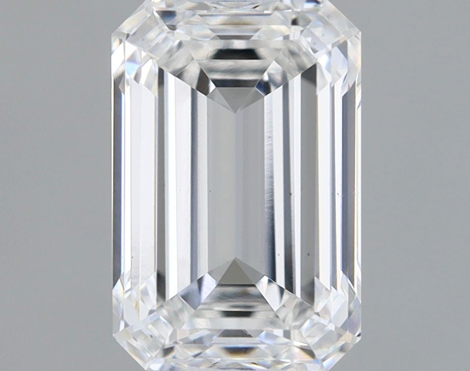 Loose Lab Diamond - IGI Emerald 1.0ct E VS1: Loose Lab Diamond - IGI Emerald 1.0ct E VS1 This listing features Loose Lab Diamond - IGI Emerald 1.0ct E VS1. Item specifics are provided below. Item Specifics: Source: This Is A Real Diamond Grown