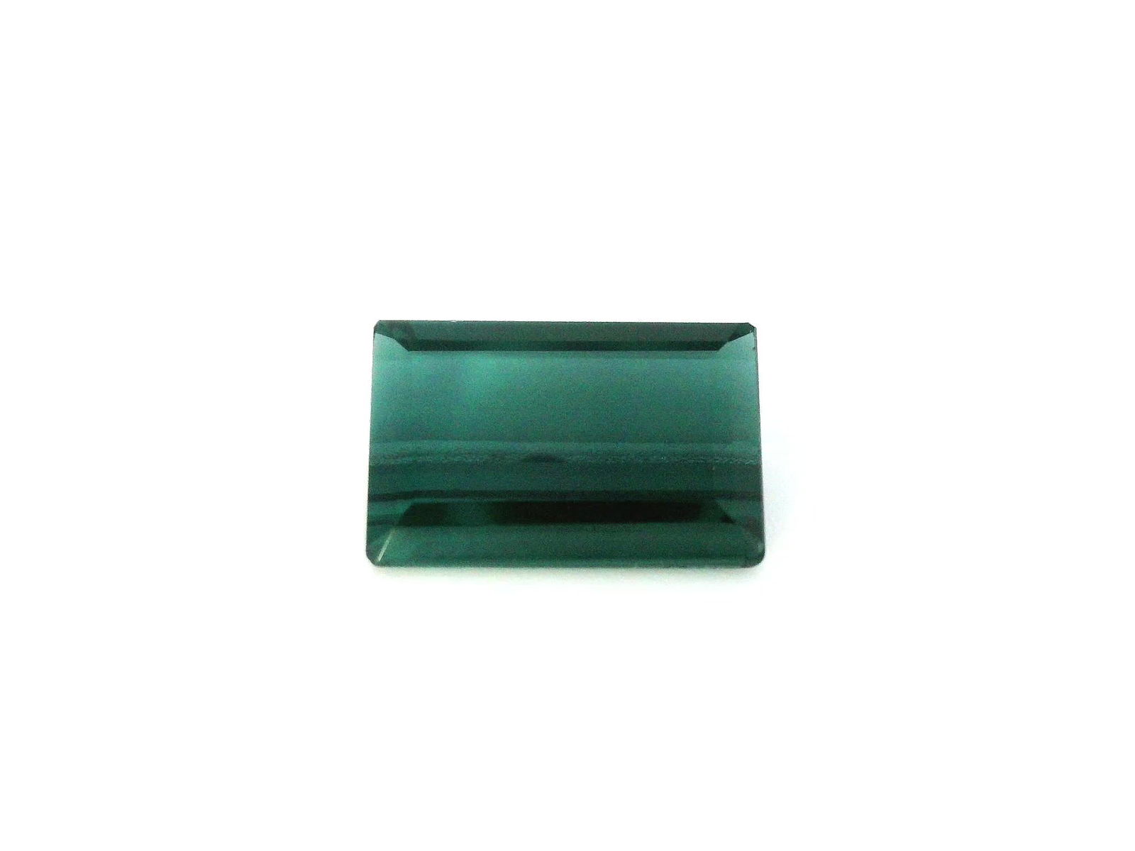 Loose Tourmaline Gemstone - GSI Rectangular 4.09ct Green EC: Loose Tourmaline Gemstone - GSI Rectangular 4.09ct Green EC This listing features Loose Tourmaline Gemstone - GSI Rectangular 4.09ct Green EC. Item specifics are provided below. Item Specifics: Type: