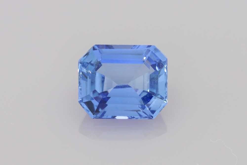 Loose Sapphire Gemstone - Octagonal 1.7ct Blue EC: Loose Sapphire Gemstone - Octagonal 1.7ct Blue EC This listing features Loose Sapphire Gemstone - Octagonal 1.7ct Blue EC. Item specifics are provided below. Item Specifics: Type: Sapphire Carat: