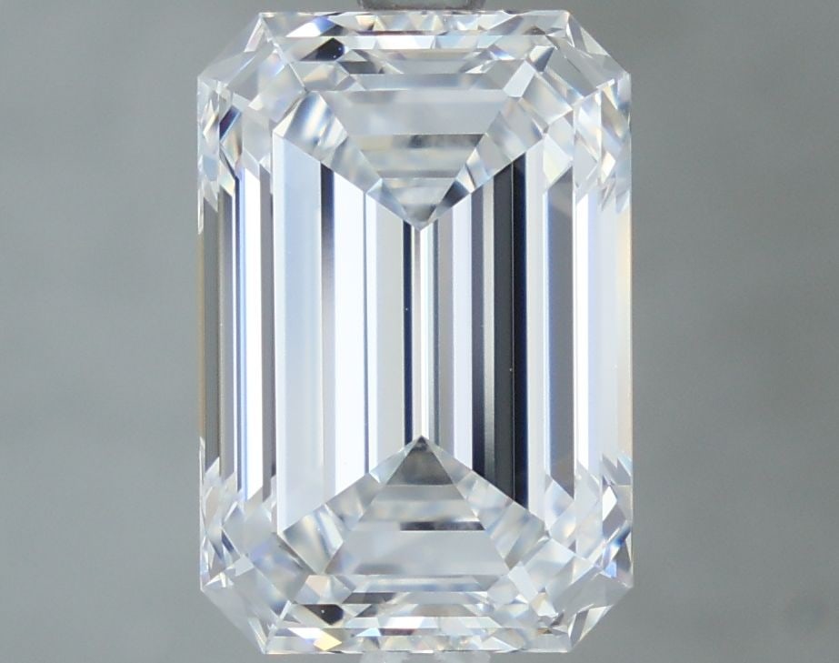 Loose Lab Diamond - IGI Emerald 4.11ct D VVS1: Loose Lab Diamond - IGI Emerald 4.11ct D VVS1 This listing features Loose Lab Diamond - IGI Emerald 4.11ct D VVS1. Item specifics are provided below. Item Specifics: Source: This Is A Real Diamond