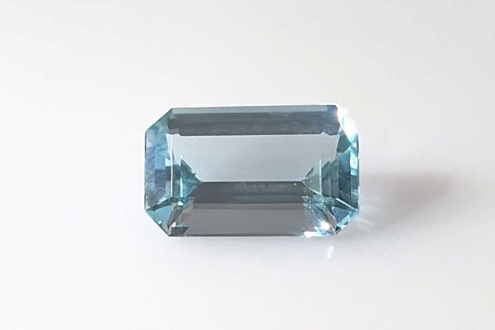 Loose Aquamarine Gemstone - Emerald 3.72ct Blue EC: Loose Aquamarine Gemstone - Emerald 3.72ct Blue EC This listing features Loose Aquamarine Gemstone - Emerald 3.72ct Blue EC. Item specifics are provided below. Item Specifics: Type: Aquamarine