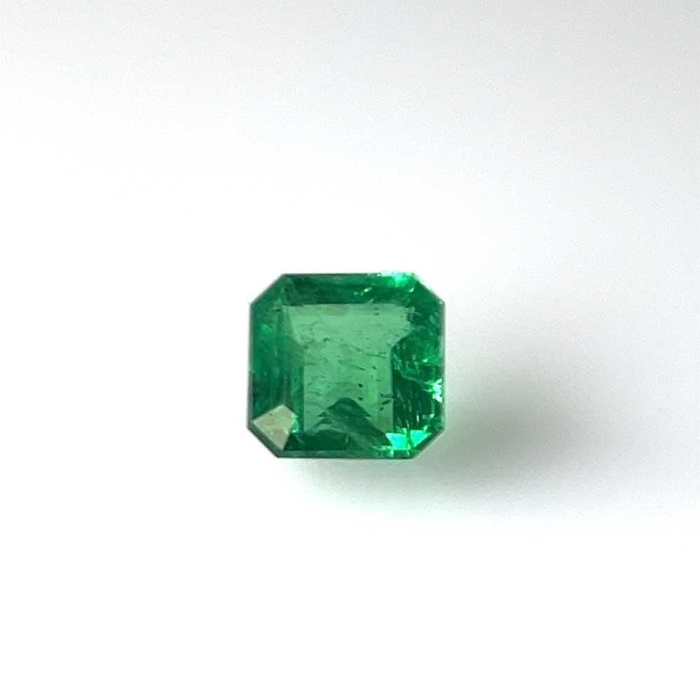 Loose Emerald Gemstone - GIA Asscher 2.41ct Green SI: Loose Emerald Gemstone - GIA Asscher 2.41ct Green SI This listing features Loose Emerald Gemstone - GIA Asscher 2.41ct Green SI. Item specifics are provided below. Item Specifics: Type: Emerald