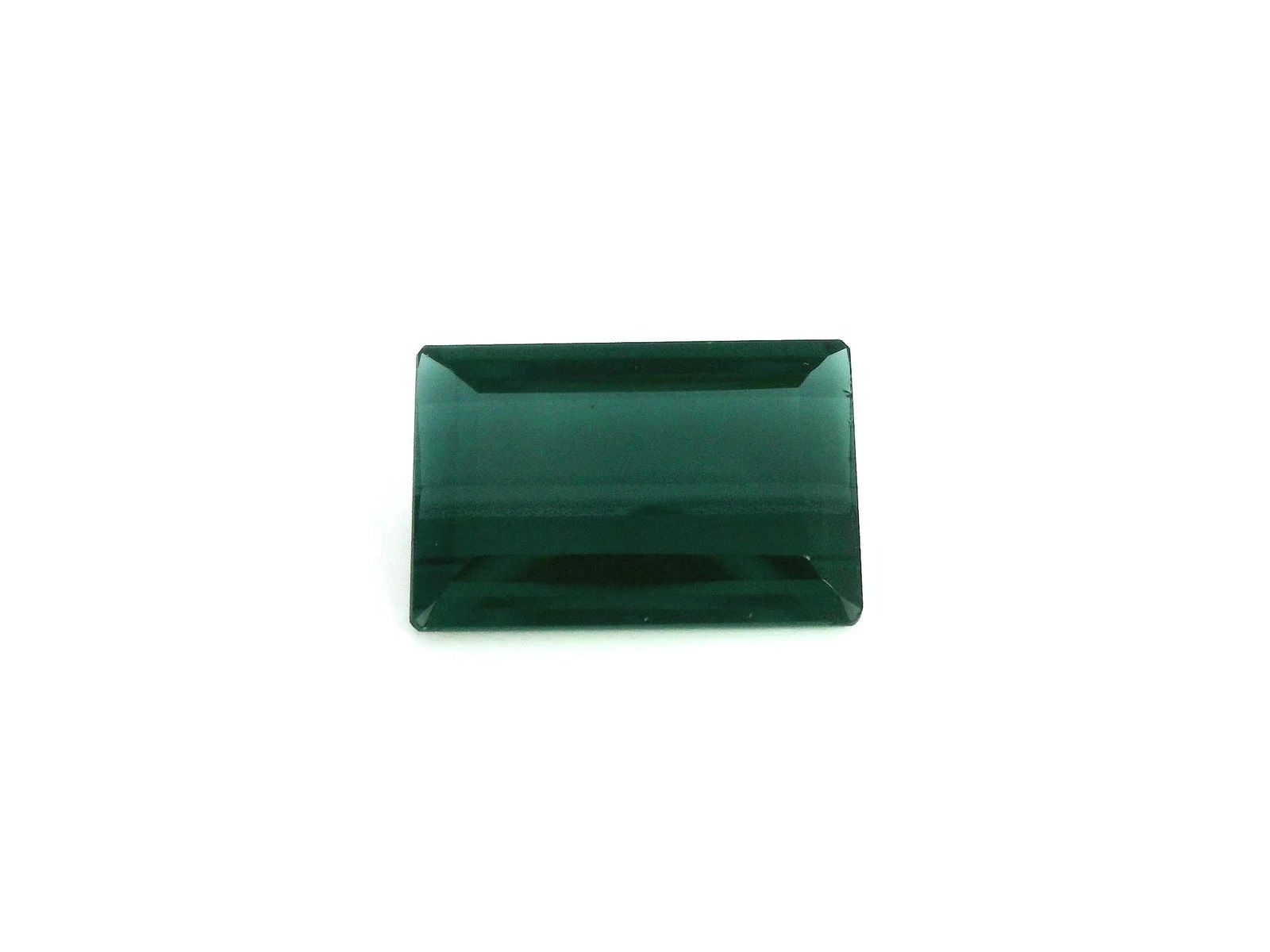 Loose Tourmaline Gemstone - GSI Rectangular 3.93ct Green EC: Loose Tourmaline Gemstone - GSI Rectangular 3.93ct Green EC This listing features Loose Tourmaline Gemstone - GSI Rectangular 3.93ct Green EC. Item specifics are provided below. Item Specifics: Type: