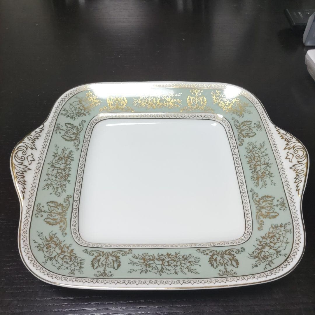 England Wedgwood Columbia Sage Green Dinner Plate Replacement Bone China: England Wedgwood Columbia Sage Green Dinner Plate Replacement Bone China This listing features England Wedgwood Columbia Sage Green Dinner Plate Replacement Bone China. Item specifics are provided bel