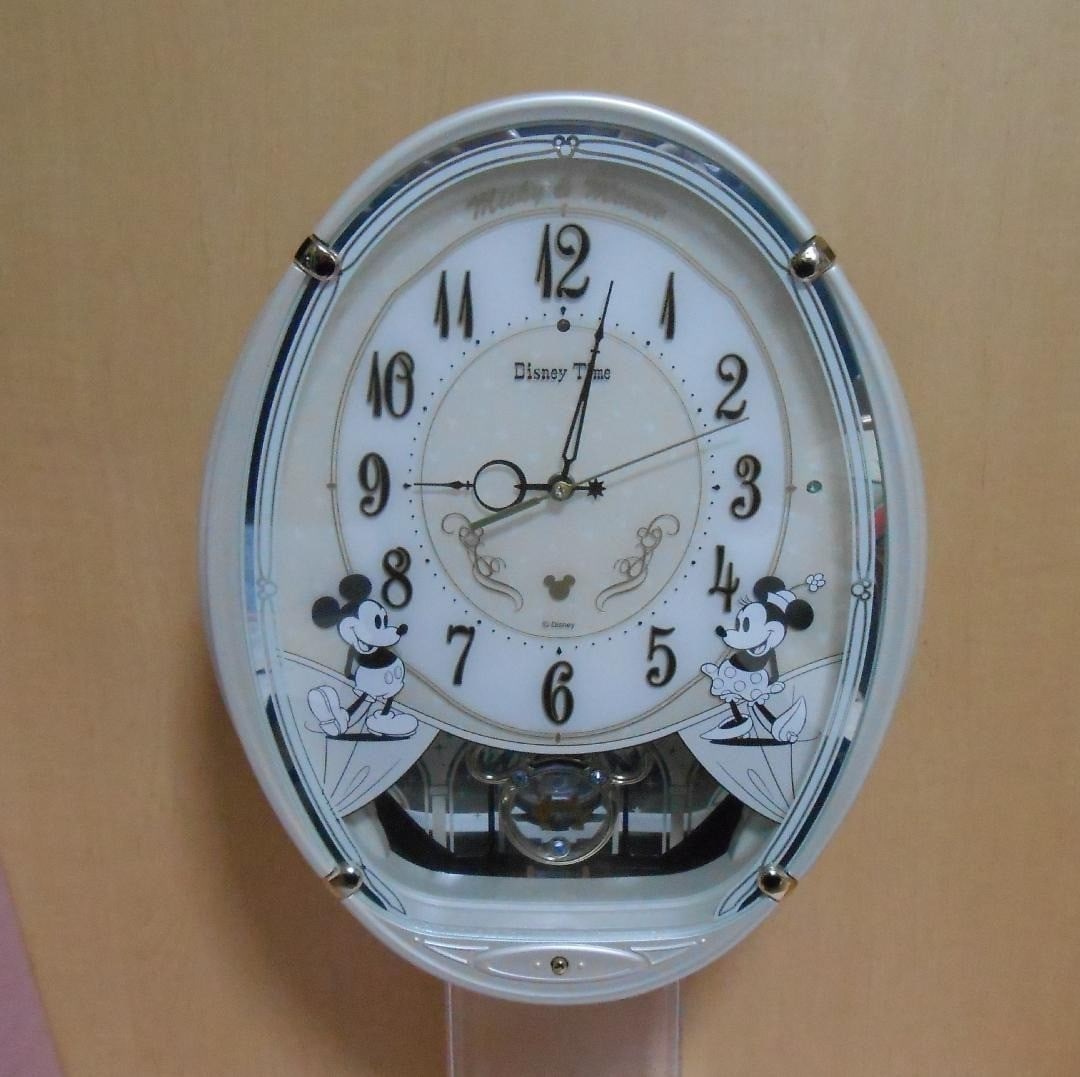 Used SEIKO FW579W Disney Wall Clock Quartz Working Vintage Home Decor (1 of 5)