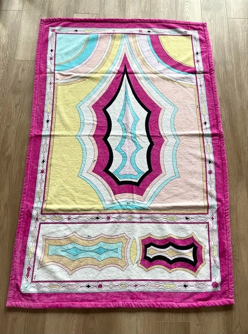 Italy Emilio Pucci Cotton Beach Towel Bath Mat Large Pop Design Rectangular: Italy Emilio Pucci Cotton Beach Towel Bath Mat Large Pop Design Rectangular This listing features Italy Emilio Pucci Cotton Beach Towel Bath Mat Large Pop Design Rectangular. Item specifics are provid