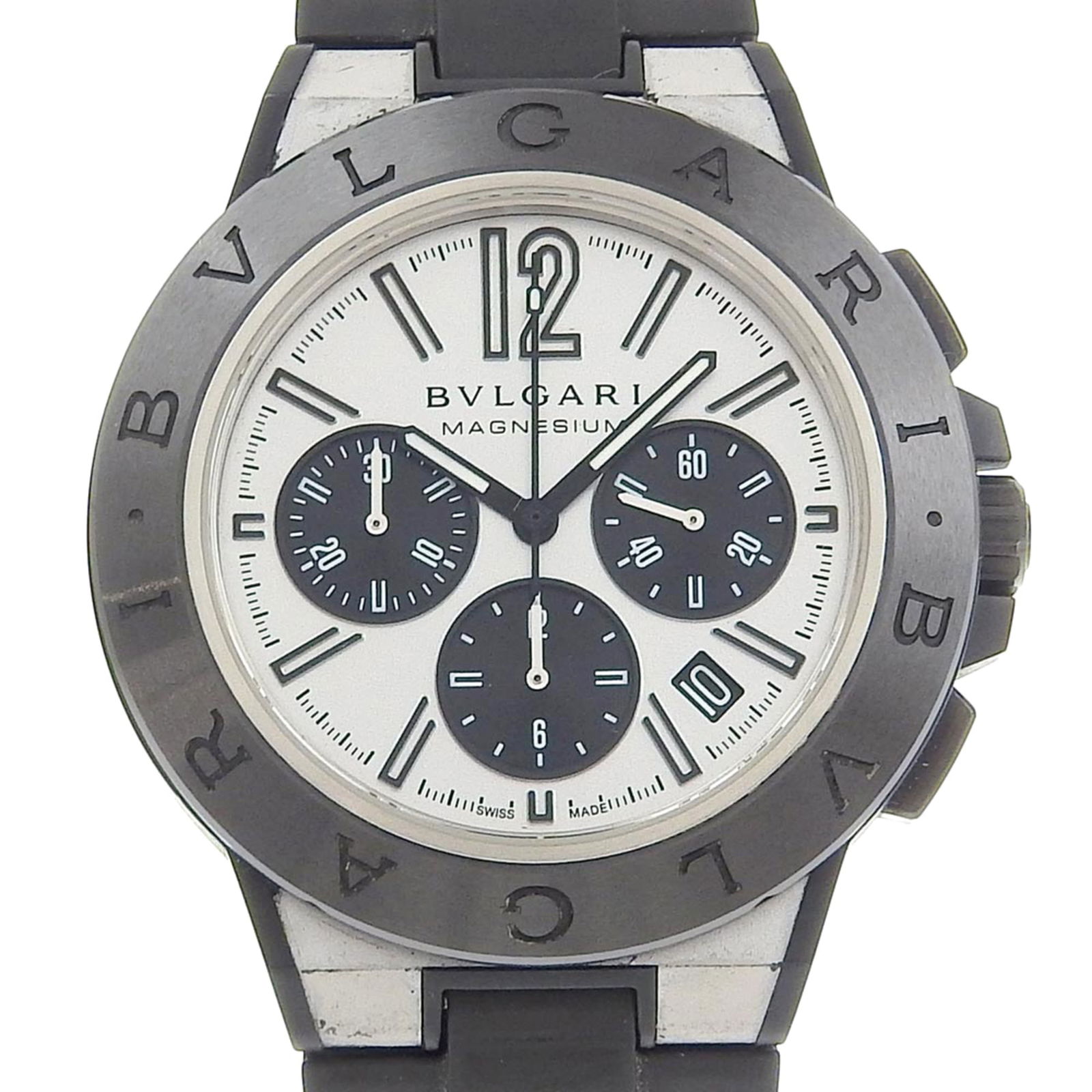 Wristwatch Bvlgari: Wristwatch Bvlgari This listing features Wristwatch Bvlgari. Item specifics are provided below. Item Specifics: Brand: Bvlgari Type: Wristwatch Gender: Men Display: Analog Material (Case): Magnesium M