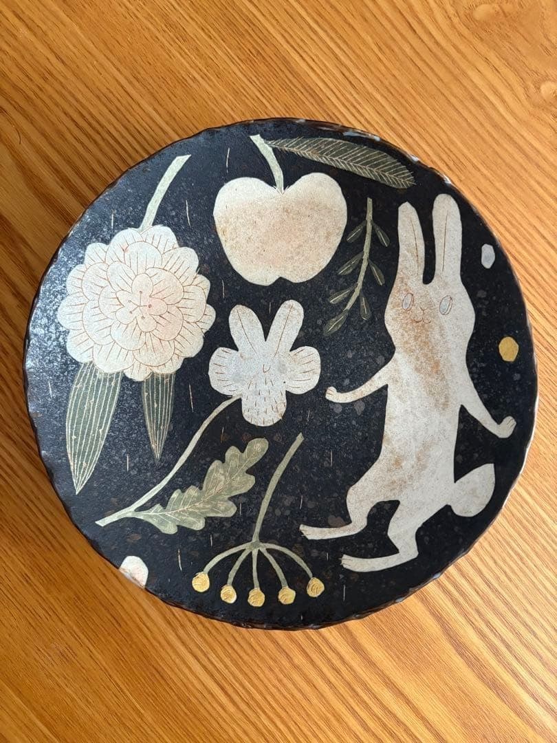Design Kagoshima Mutsumi Plate Rabbit Round Ceramic Art 7 in Handmade (1 of 8)