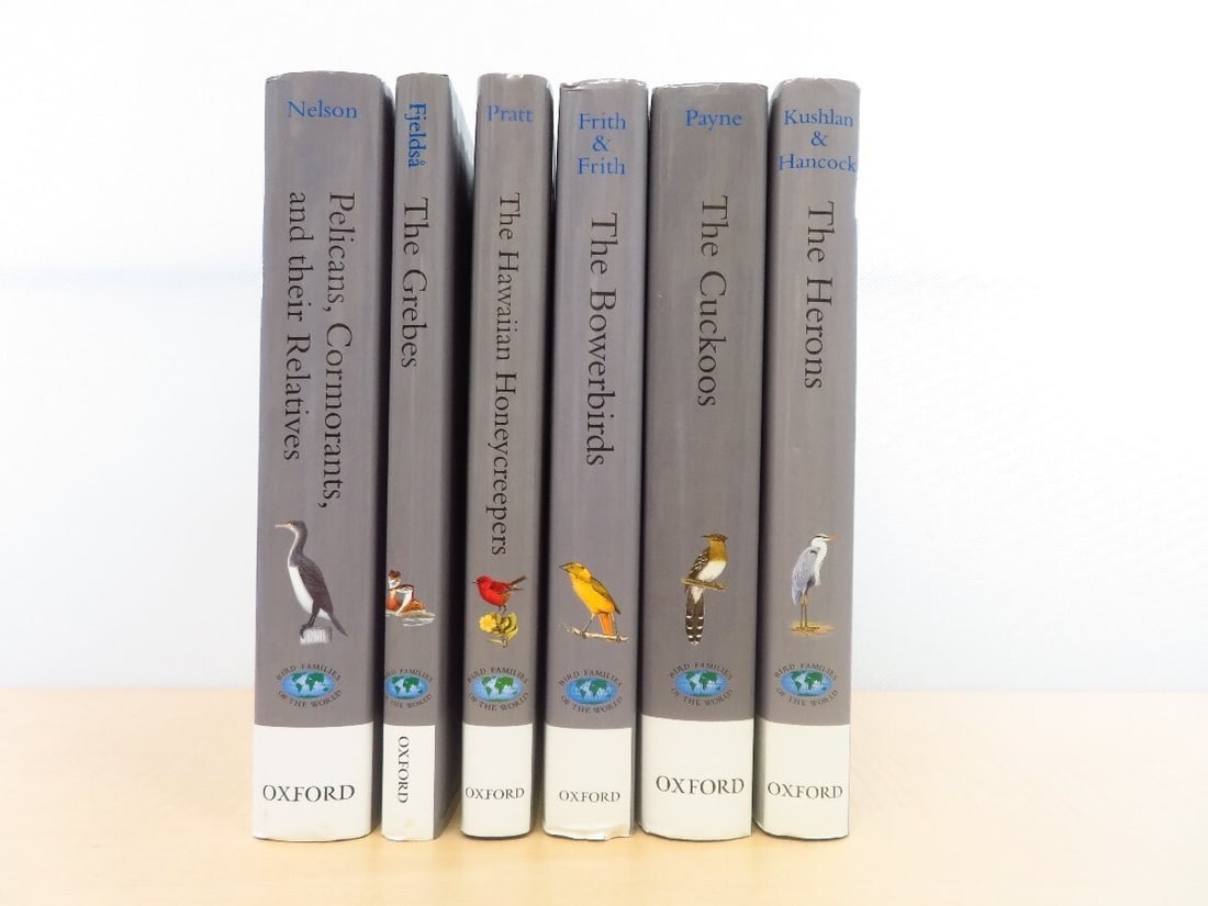 Press Bird Families of the World (set of 6 books) 2004 Oxford University: Press Bird Families of the World (set of 6 books) 2004 Oxford University This listing features Press Bird Families of the World (set of 6 books) 2004 Oxford University. Item specifics are provided bel