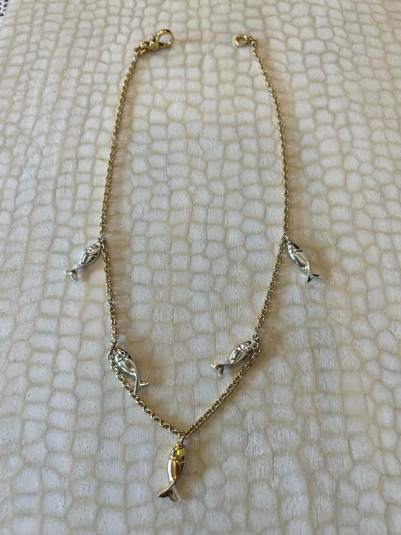 Pendant Vintage Pomellato 5 Fish Charms 18k Yellow Gold and Silver Necklace: Pendant Vintage Pomellato 5 Fish Charms 18k Yellow Gold and Silver Necklace This listing features Pendant Vintage Pomellato 5 Fish Charms 18k Yellow Gold and Silver Necklace. Item specifics are provid