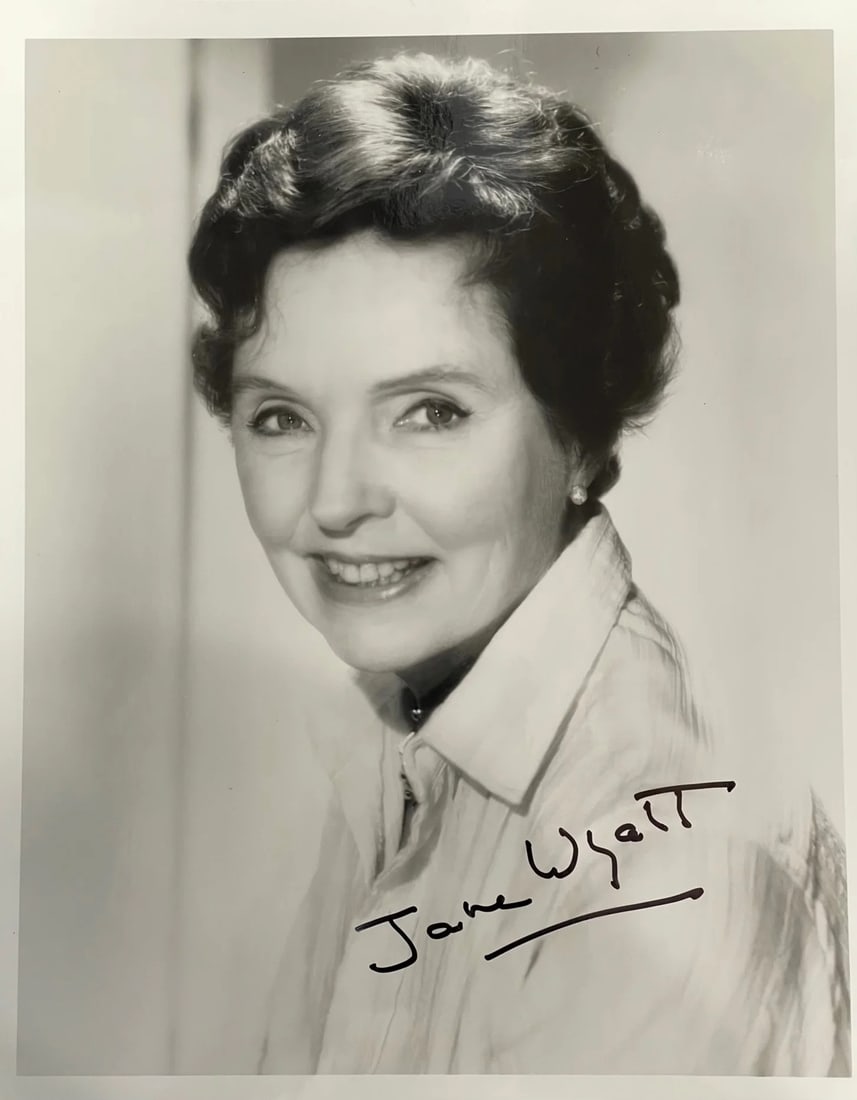 Photo Jane Wyatt Autographed 8x10 Celebrity: Photo Jane Wyatt Autographed 8x10 Celebrity This listing features Photo Jane Wyatt Autographed 8x10 Celebrity. Item specifics are provided below. Item Specifics: Signed in black sharpie across the fro