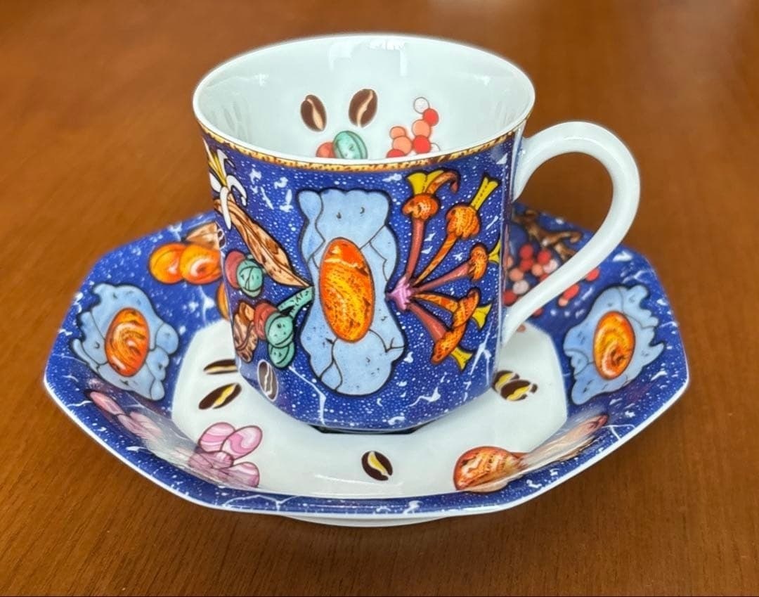 France Hermes Pierres d'Orient et d'Occident Demitasse Cup Saucer Porcelain: France Hermes Pierres d'Orient et d'Occident Demitasse Cup Saucer Porcelain This listing features France Hermes Pierres d'Orient et d'Occident Demitasse Cup Saucer Porcelain. Item specifics are provid
