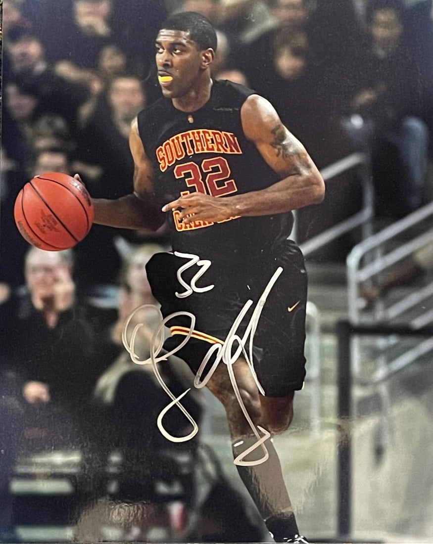 Photo O J Mayo Autographed Basketball 8x10: Photo O J Mayo Autographed Basketball 8x10 This listing features Photo O J Mayo Autographed Basketball 8x10. Item specifics are provided below. Item Specifics: O JAutographed Basketball 8x10 Photo - U